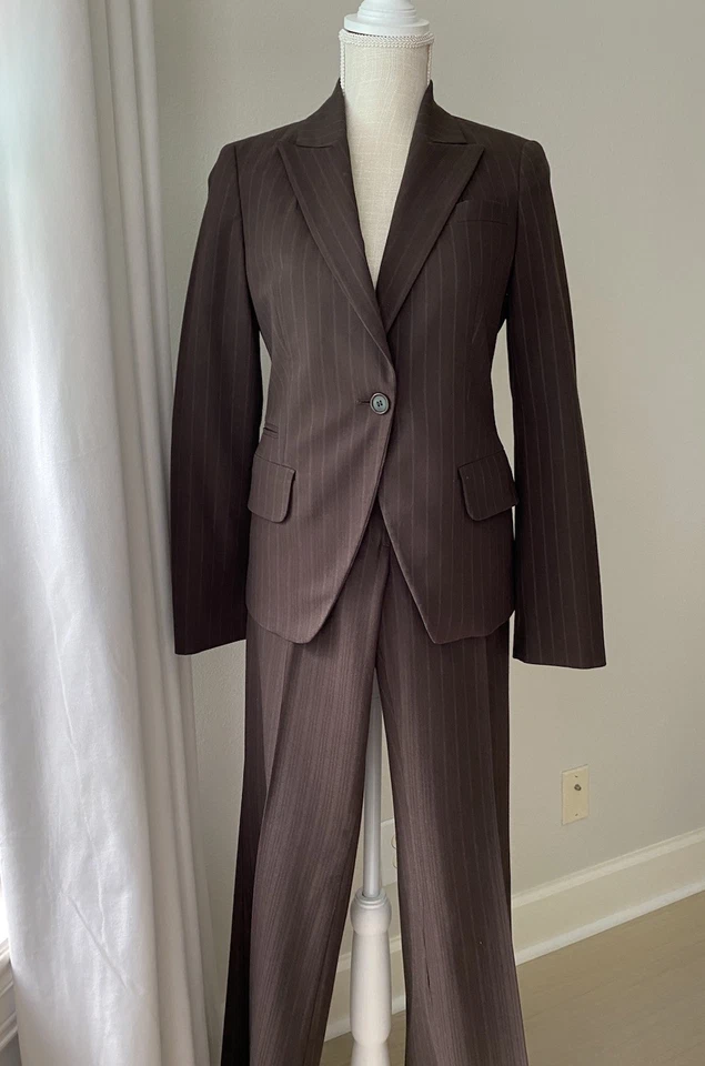 Terno calça listra marrom feminino United Colors of Benetton tamanho 38 2/4 Itália - Imagem 1 de 4