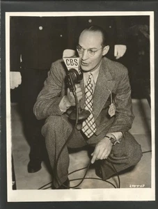 Original 1936 TED HUSING News Photo CBS Radio Sports Broadcaster Announcer game - Picture 1 of 2