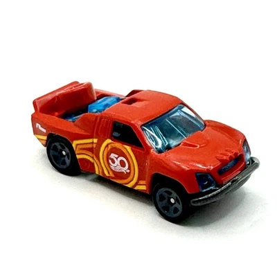 Camión trofeo rojo Hot Wheels Off Track 2007 50 aniversario fundido a presión suelto 1:64 Foto 1 de 4