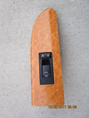 07 - 09 INTERRUPTOR DE VENTANA ELÉCTRICA LADO DERECHO PASAJERO DELANTERO CHRYSLER ASPEN LIMITED Foto 1 de 3