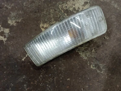 INDICADOR DELANTERO IZQUIERDO AUDI CUPÉ COMPLETO TRANSPARENTE NO NARANJA B3/B4 Foto 1 de 4