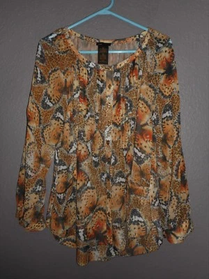 BLUSA GRACE ELEMENTS MARIPOSA MANGA MULTI AJUSTABLE BOTÓN DELANTERO MEDIANA NUEVA CON ETIQUETAS  Foto 1 de 4