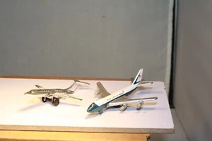 Air Force 1 Micro Machines & Japan Airlines Hong Kong - Picture 1 of 8