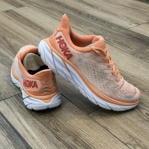 Scarpe da corsa/camminata Hoka One One donna Clifton 8 cantalupo taglia 6,5 usate in ottime condizioni - Foto 1 di 8
