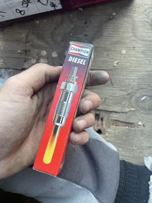 Champion Glow Plug For Alfa Romeo, Audi, Chrysler, Ford, Jeep, Opel Rover(ch181) - Image 1 of 2