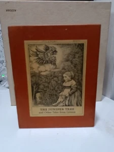 THE JUNIPER TREE and Other Tales from Grimm [2 volumes in a slip case] 1974 - Bild 1 von 4