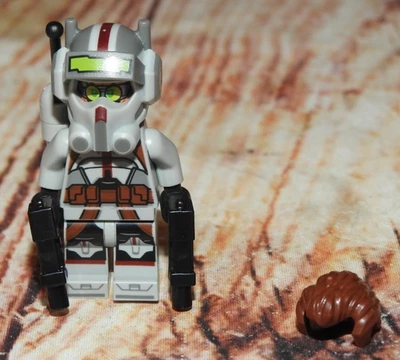 Lego Star Wars 75314 The Bad Batch Tech Minifigure SW1150 set 75314 - Image 1 of 4