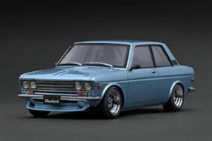Modelo de coche encendido IG3307 1/18 Datsun Bluebird 510 azul claro metálico - Imagen 1 de 12