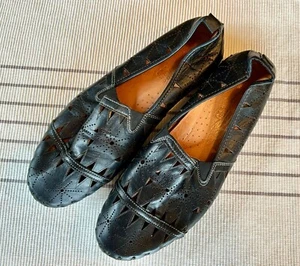 Women Spring Step Fusaro Black Leather Loafer Comfort Flats Sz 9 US- 40 EU - Picture 1 of 3