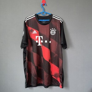 Las mejores ofertas en Bayern Munich Club Internacional Negro Ropa de  aficionados y recuerdos de Fútbol | eBay