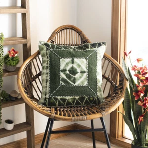 SAFAVIEH Dip Dye Patch Pillow Set of 2 | Cilantro | - Picture 1 of 4