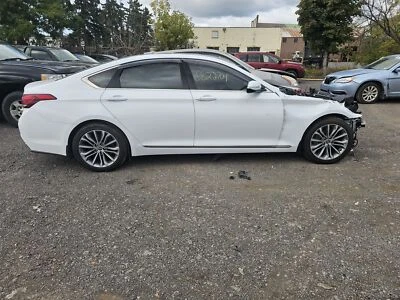 Eje de transmisión delantero derecho usado se adapta a: Hyundai Genesis 2016 plataforma delantera SDN Foto 1 de 4