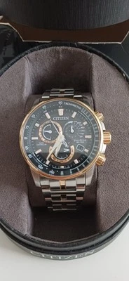 Cb5886-58h Citizen Eco-Drive Zafiro 200 metros Tiempo Atómico  Foto 1 de 4