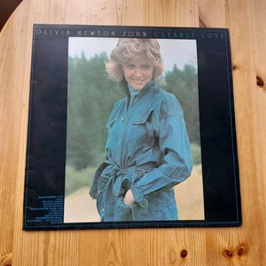 Olivia Newton-John 'Clearly Love' Vinyl LP GAT EMI ,EMA 774. 1st Pressing - Picture 1 of 8