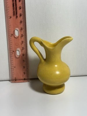 MINIATURA vintage laranja mini jarro de cerâmica creme 2,75" - Imagem 1 de 4