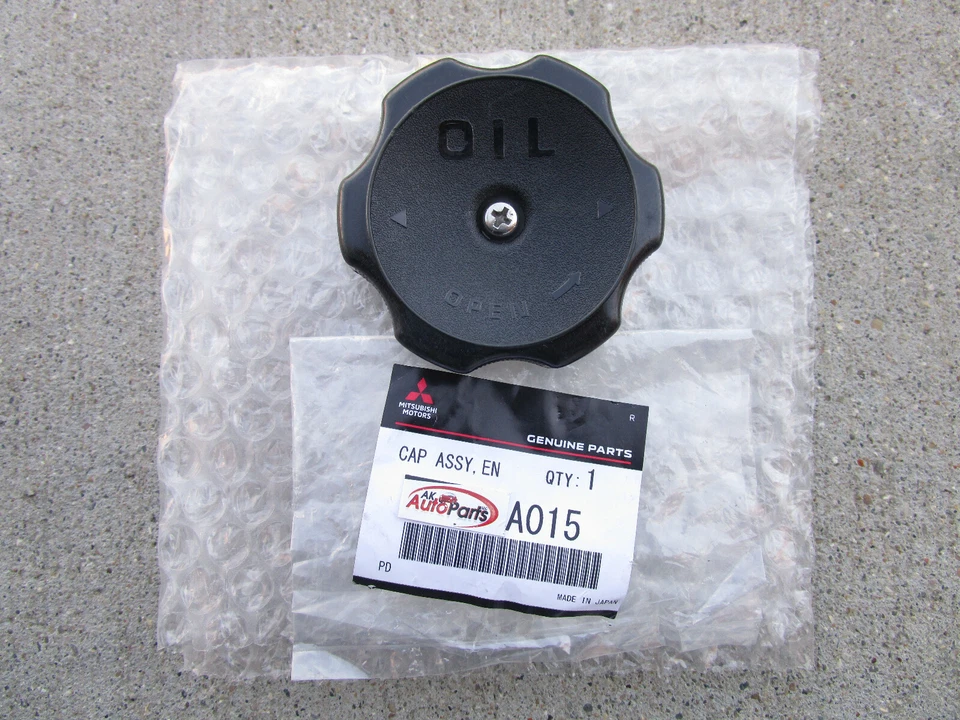 FITS: 92 - 04 MITSUBISHI DIAMANTE ENGINE OIL FILLER CAP OEM BRAND NEW - Image 1 of 2