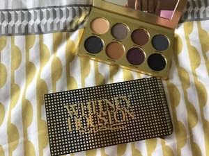 M.A.C WHITNEY HOUSTON Nippy EyeConic Palette SHADOW RRP £36 Gift WIFE New PRESEN - Picture 1 of 6