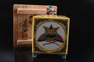 F2481: Japanese Kutani-ware Colored porcelain INCENSE BURNER, auto w/signed box - Picture 1 of 10