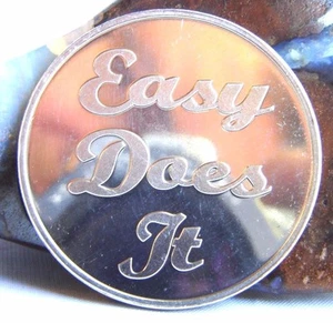 Alcoholics Anonymous AA Easy Does It Aluminum Sobriety Medallion Coin Chip Token - Picture 1 of 5