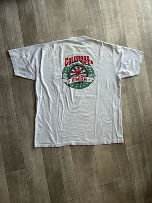 复古 70 年代 Colorado Open Dart Board 比赛 T 恤 RMDA 男式 XL Gulf Sport — 第 1/4 张图片