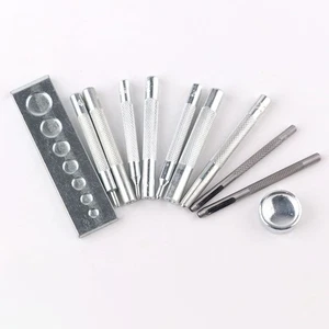 Die Punch Tool per Popper Bottone a Scatto Pressione Borchia Pelle Borsa Cappotto Chiusura Rivetto - Foto 1 di 11