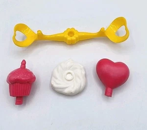 Vintage 1983 Care Bears CARE A LOT Playset Replacement Parts Cupcake Heart Cloud - Picture 1 of 1