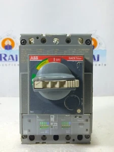 ABB TMAX XT4S 250 250A INTERRUTTORE CIRCUITO 3 POLI MCCB EKIP LS/l 50Ka AT 415V - Foto 1 di 10