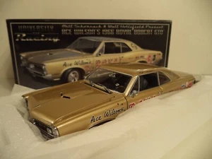 Ace Wilson Royal Bobcat GTO 1:24 University of Racing Nascar Diecast IN BOX - Picture 1 of 9