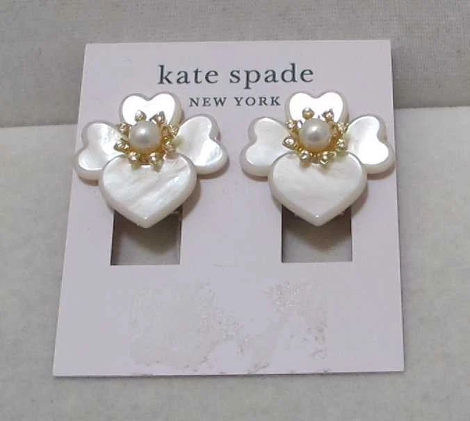Серьги KATE SPADE с драгоценными анютиками позолоченный жемчуг фианит 1 дюйм 98 долл. США NOC изогнутая стойка - Изображение 1 из 4