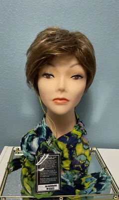 Aspen Collection Wig CA-162 ROXANNE in W/Coco  New in Box - Image 1 of 4
