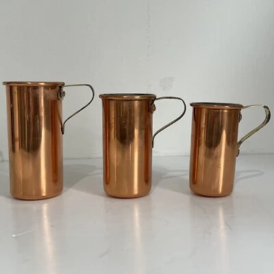 3 copos líquidos de medição vintage de cobre altos empilháveis meados do século modernos - Imagem 1 de 4