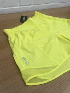 New Lululemon @ Peloton Hotty Hot Shorts US 6 UK 10 Yellow 4” - Picture 1 of 11