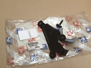 Peugeot 5008 Water Pump Support Bracket Kit 1.6 THP 6466KQ Genuine NEW - Picture 1 of 8