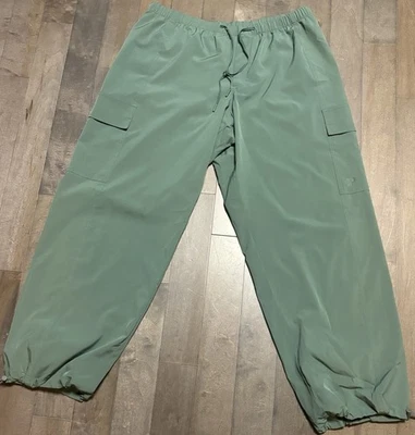 Pantalones cargo ROSA Victoria’s Secret L paracaídas verde salvia Y2K nuevos sin etiquetas Foto 1 de 4