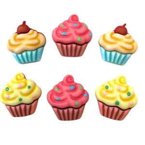 Cupcakes SD100 - Sweets Sprinkle Snacks - Buttons Galore - Craft Sewing Scrap - Picture 1 of 2