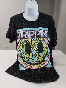 T-shirt Bailey Apparel Launder Trippin' Medium nera stampa all over faccina sorridente - Foto 1 di 7