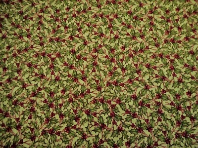 Christmas Quilt Fabric 1 7/8 Yard Holly w/ Berry on Green Premium Cotton #19 Vtg - Image 1 of 2