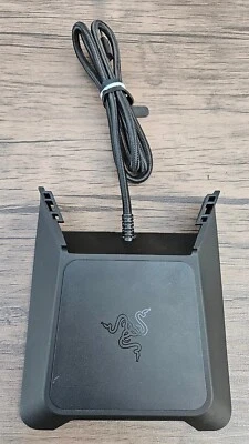 Estación Base Razer Chroma RC21-0119 T45 Foto 1 de 3