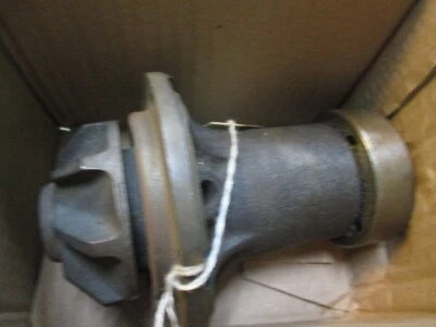 Mercedes Benz 300TD, 300SD, 300D, 280SE, 280S, 280E, 240D waterpump 110200172080 - Image 1 of 4