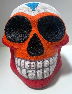 X050 ..... Perlen TOTENKOPF, Huichol Stil mit tschechischen Glasperlen 7 Zoll - Bild 1 von 5