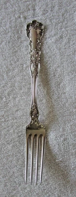 "Tenedor de almuerzo Buttercup Gorham de plata esterlina 7""" Foto 1 de 3