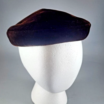 Boina de terciopelo marrón para mujer mediana suave estilo parisino retro chic vintage  Foto 1 de 4