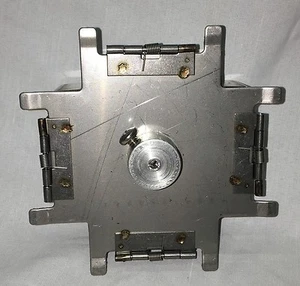 Pro Spinner Plate for 1/8" shaft motors - Picture 1 of 3