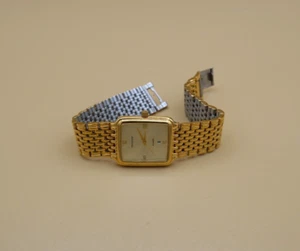 Vintage Technos Quartz Gold Tone Wrist Watch - Picture 1 of 4