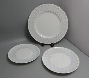 Rosenthal Ballet Lotus, Blue/Grey no Trim Plate Dinner, Salad & Side Available - Picture 1 of 22