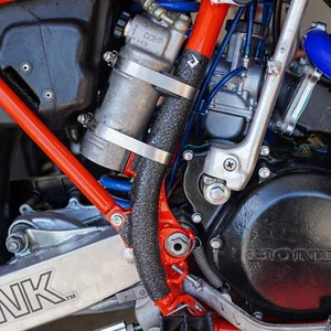 Protectores de cuadro negros Honda CR500 1984-1989 protectores de cinta de agarre CR 500 CR500R 500R - Imagen 1 de 4