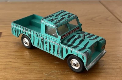 Vintage Corgi Toys - Land Rover 109” W.B.  - image 1 of 4