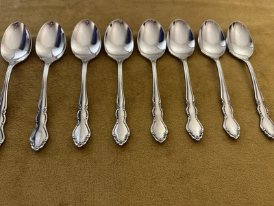 Oneida Dover Cube (8) SOUP SPOONS Heirloom Stainless - SHINY - Image 1 of 4