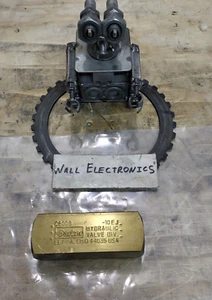 Parker C800B-10EJ Hydraulic Check Valve - Picture 1 of 5