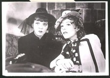 Photography Truus van Aalten and Flockina von Platen in the movie A Whole Guy 